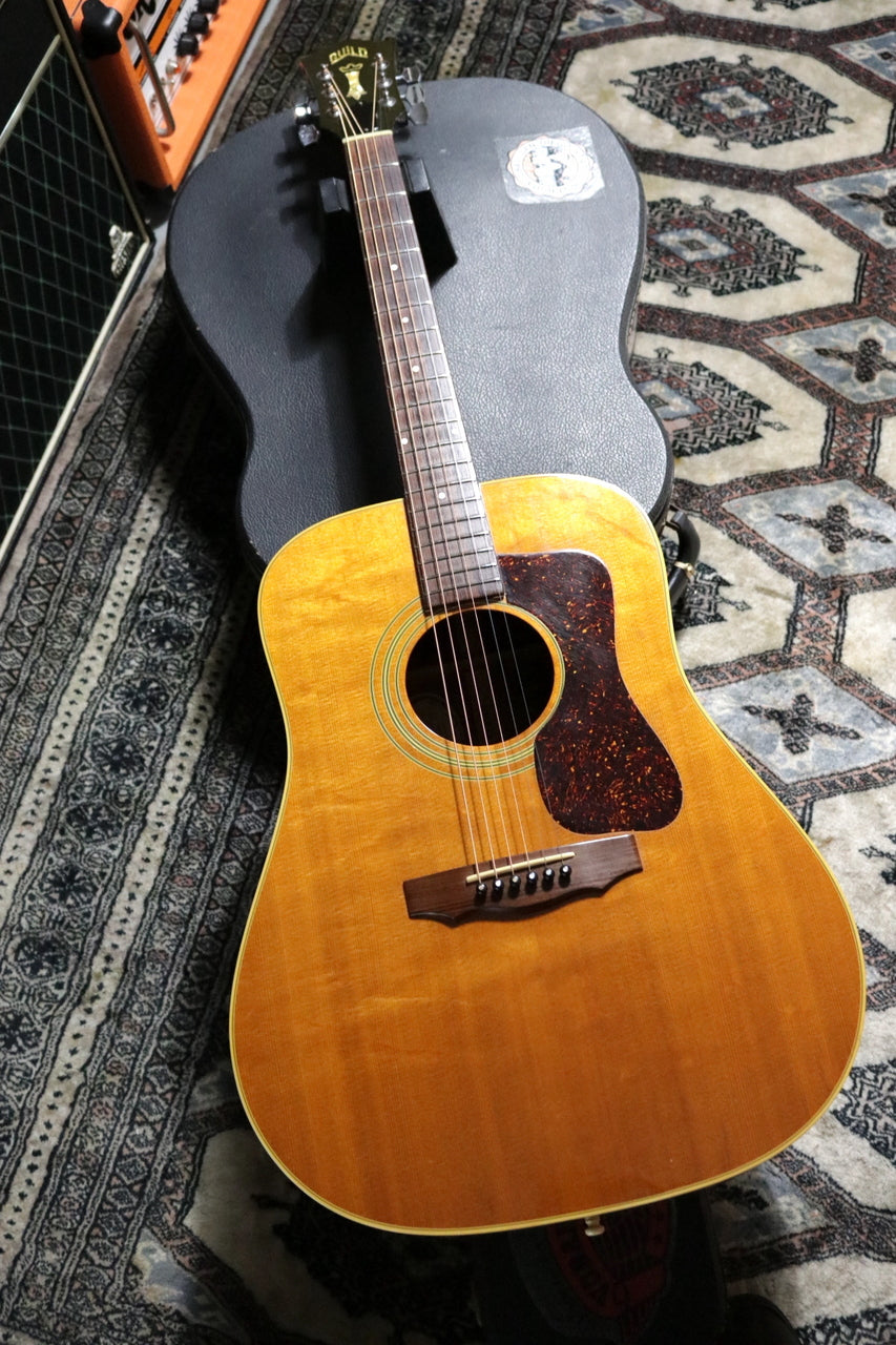 GUILD D-40NT 1977