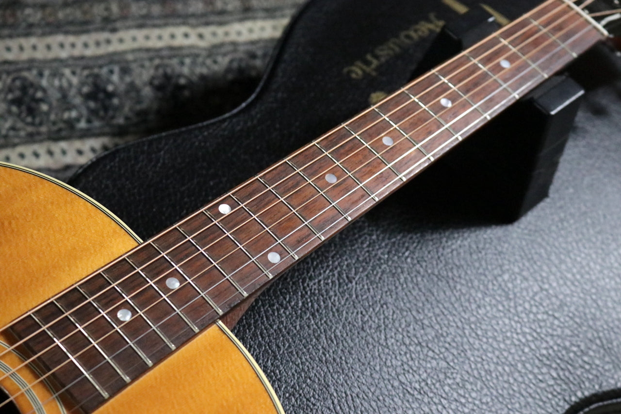 Gibson LG-2 American Eagle Antique Natural 2016