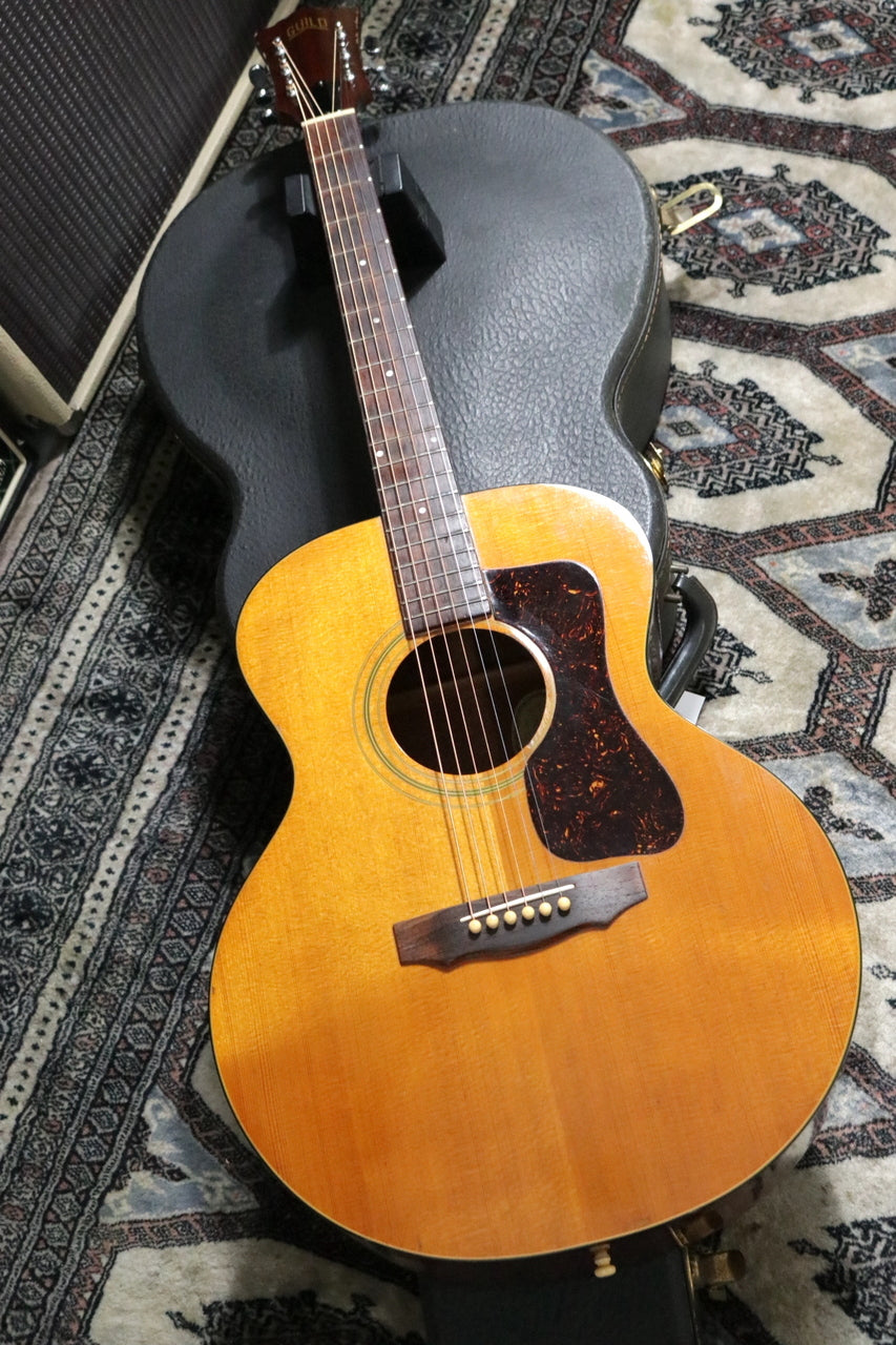 GUILD F-30 T 1973