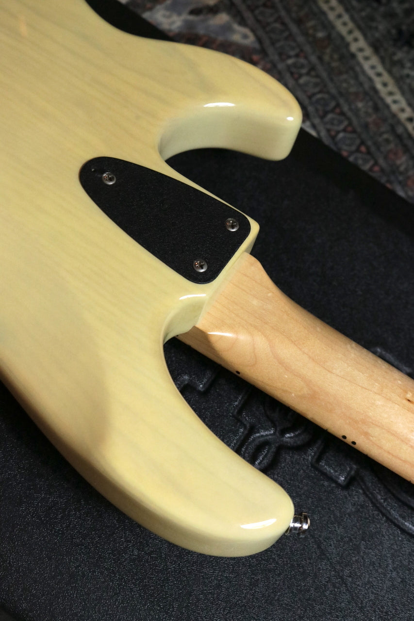 G&L SB-2 1998 face