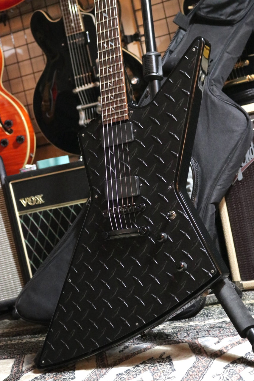 ESP JH-2 (James Hetfield Diamond Plate Explorer) Limited Model