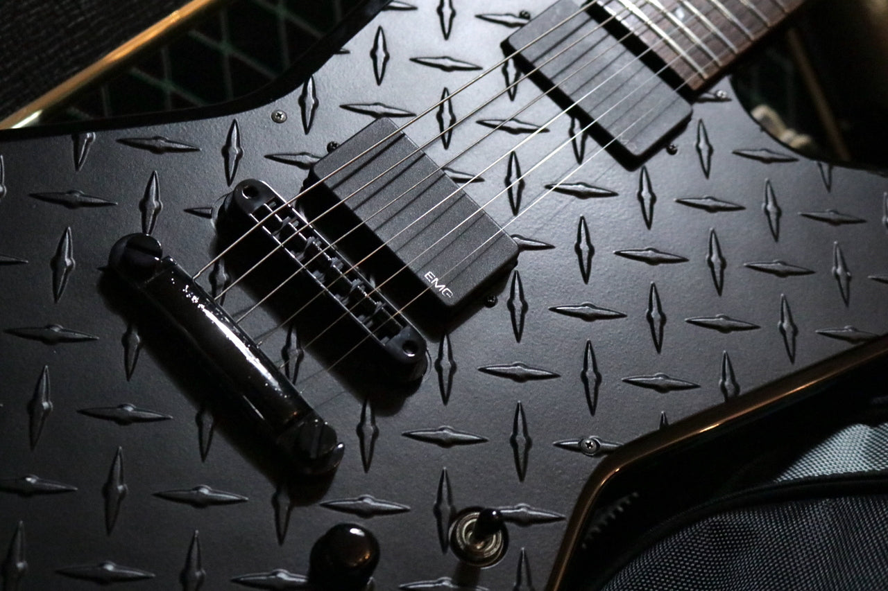 ESP JH-2 (James Hetfield Diamond Plate Explorer) Limited Model