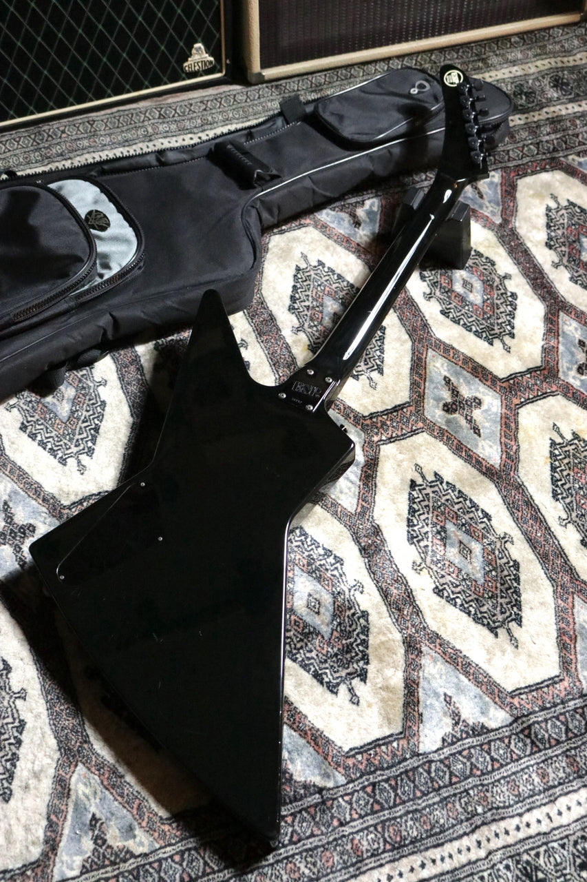 ESP JH-2 (James Hetfield Diamond Plate Explorer) Limited Model