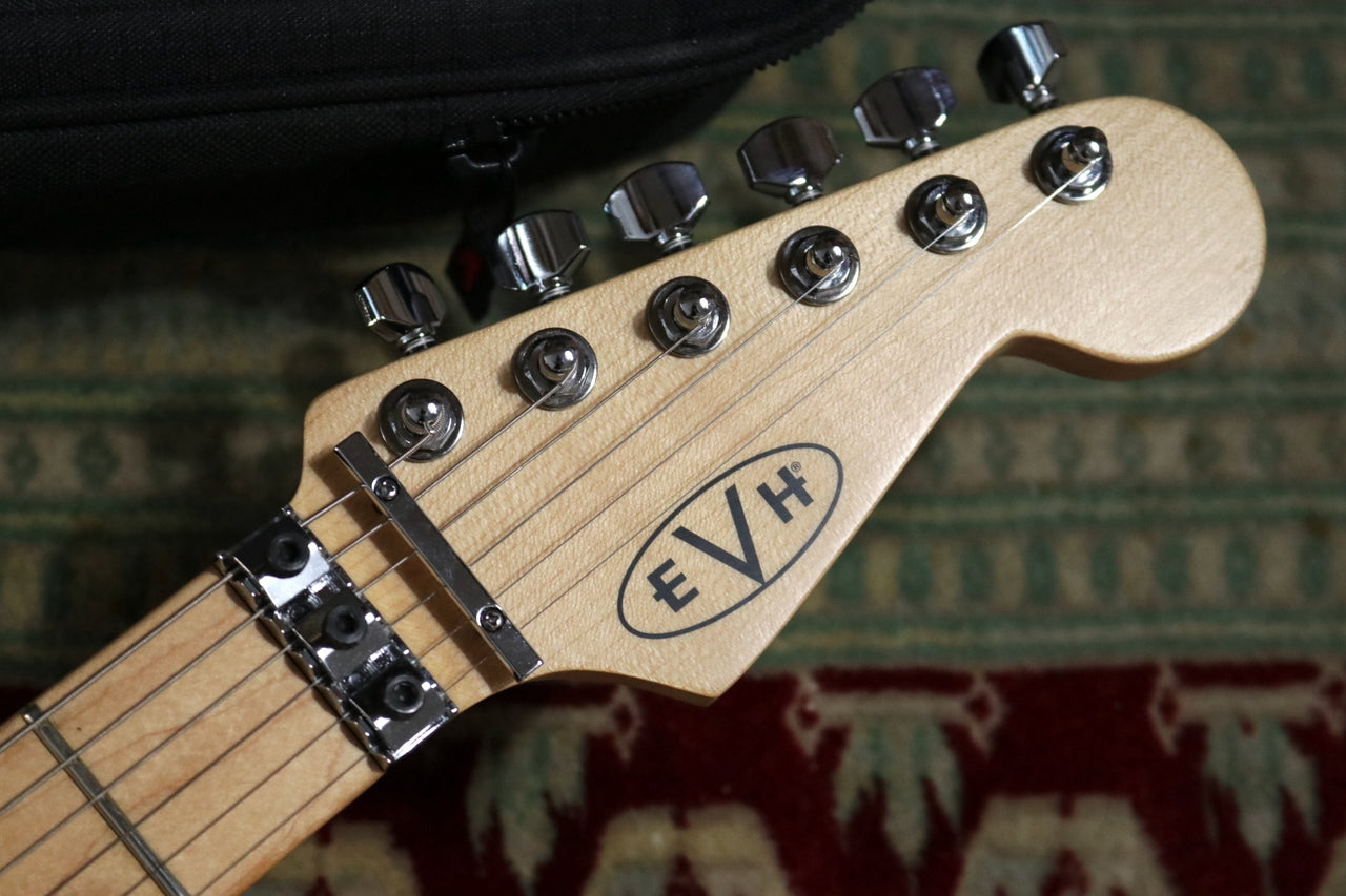 EVH St Repe d Series White Whith Back St Repes 2022