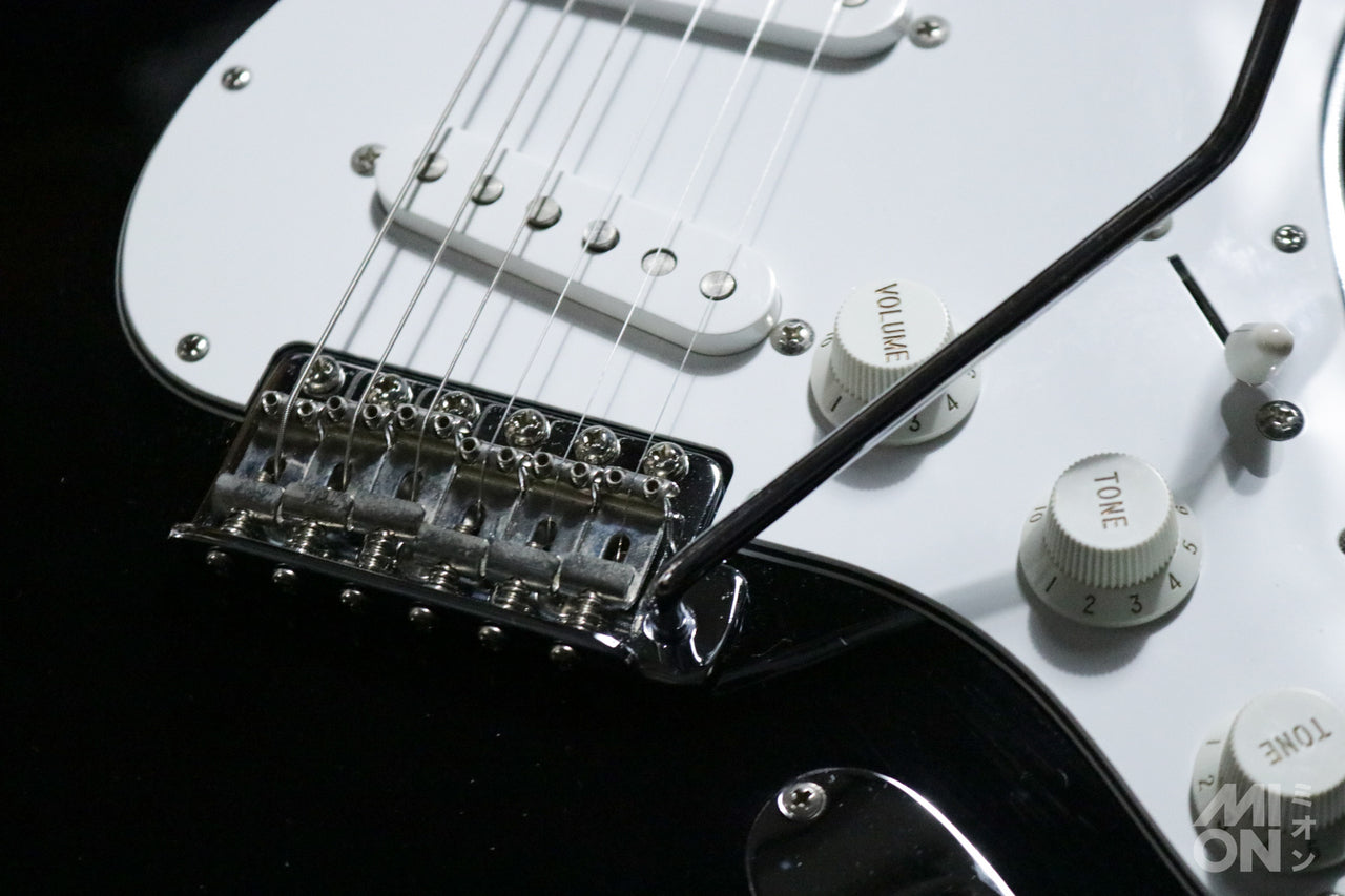 Fender Japan ST-STD BLK 2013