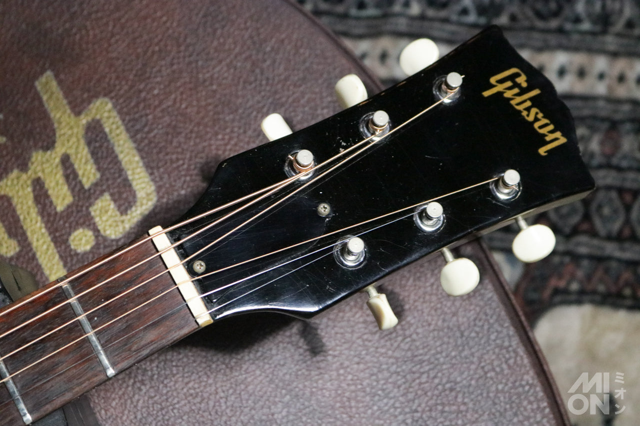 Gibson J-45 ADJ 1966-1969
