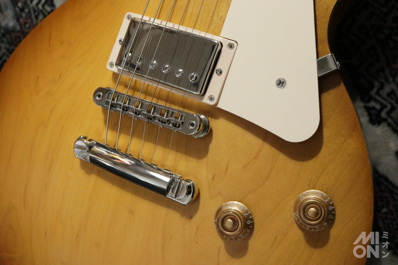 Gibson Les Paul Tribute Satin Honeyburst 2023