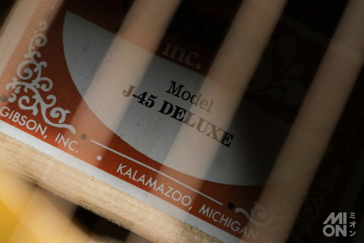 Gibson J-45 Deluxe Sunburst 1978