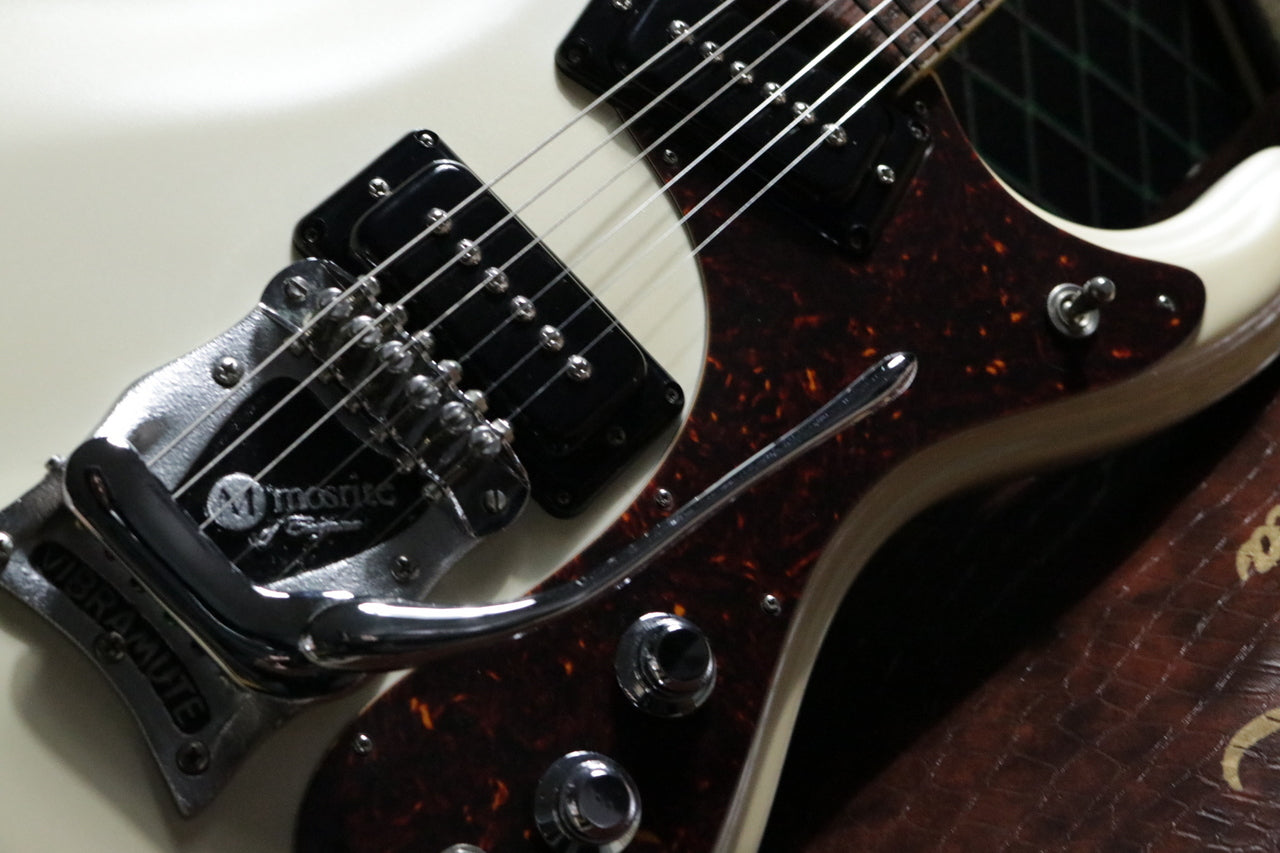 Mosrite Ventures Model Pearl White #1X99