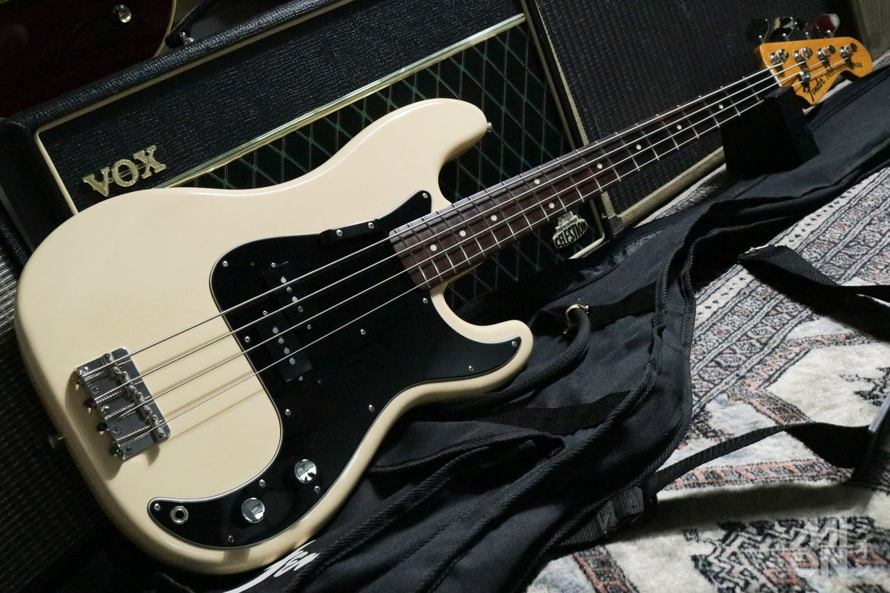 Fender Japan Precision Bass PB70-70US