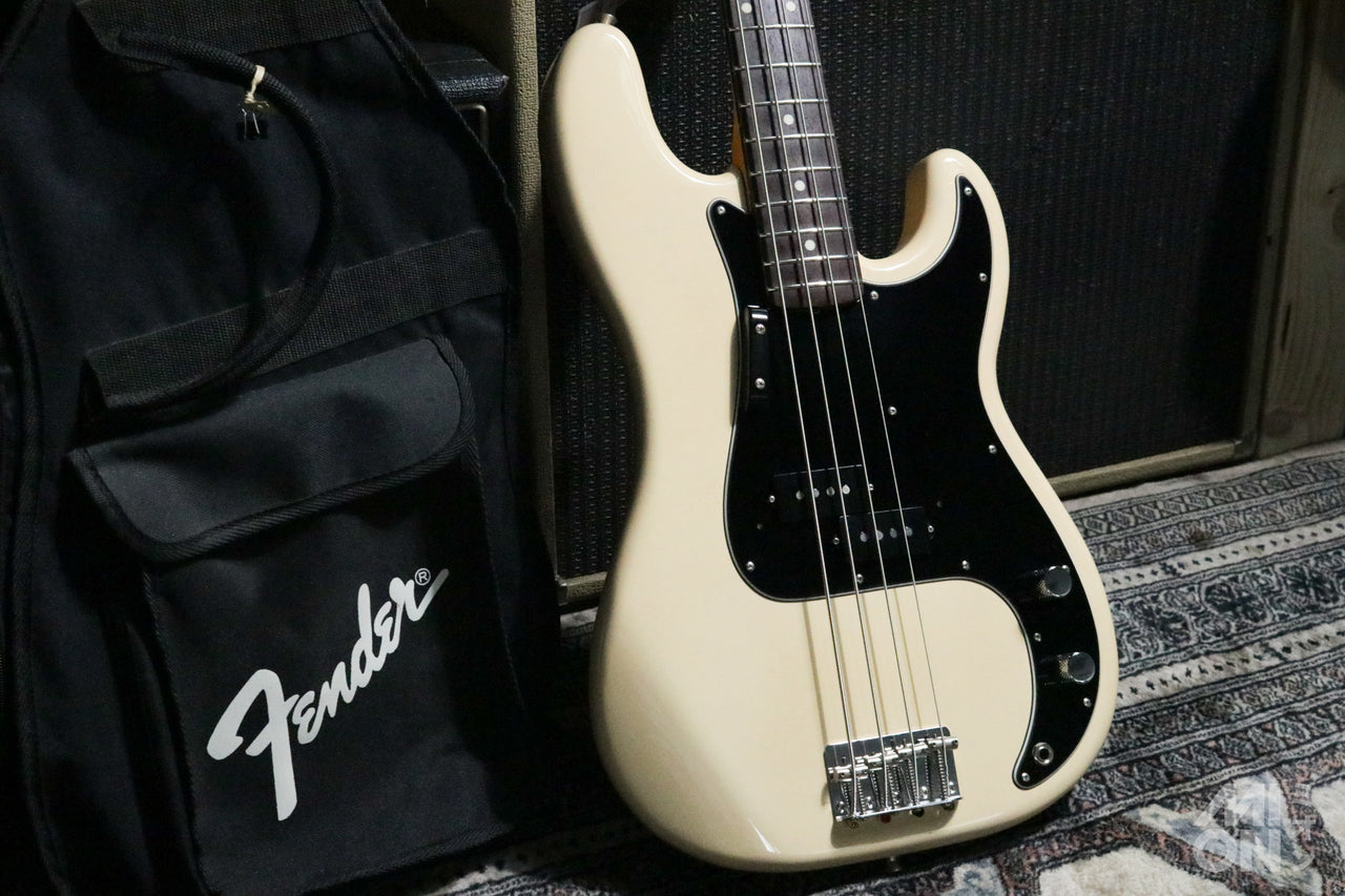 Fender Japan Precision Bass PB70-70US