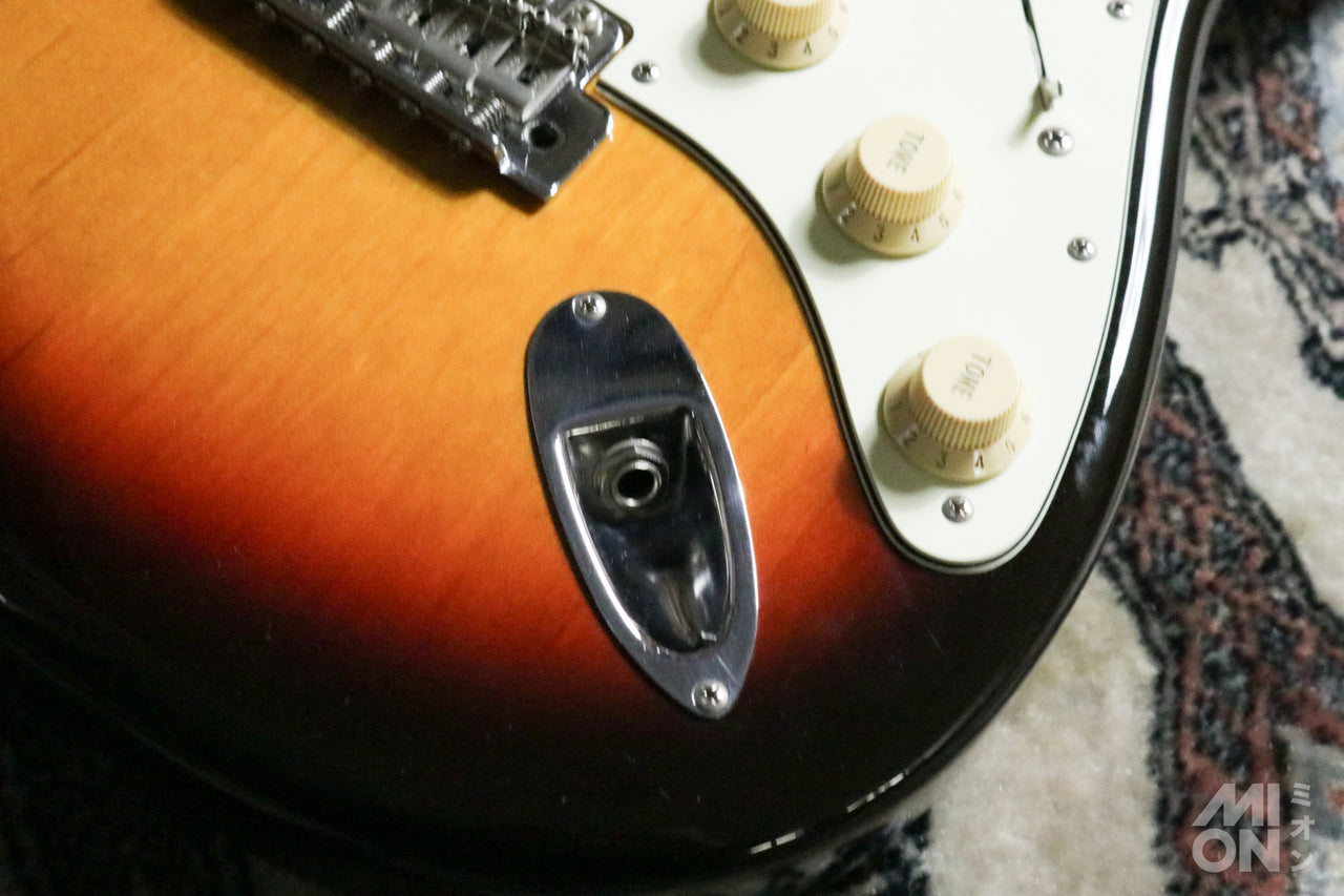 Fender Japan ST-62 Sunburst #Q057319