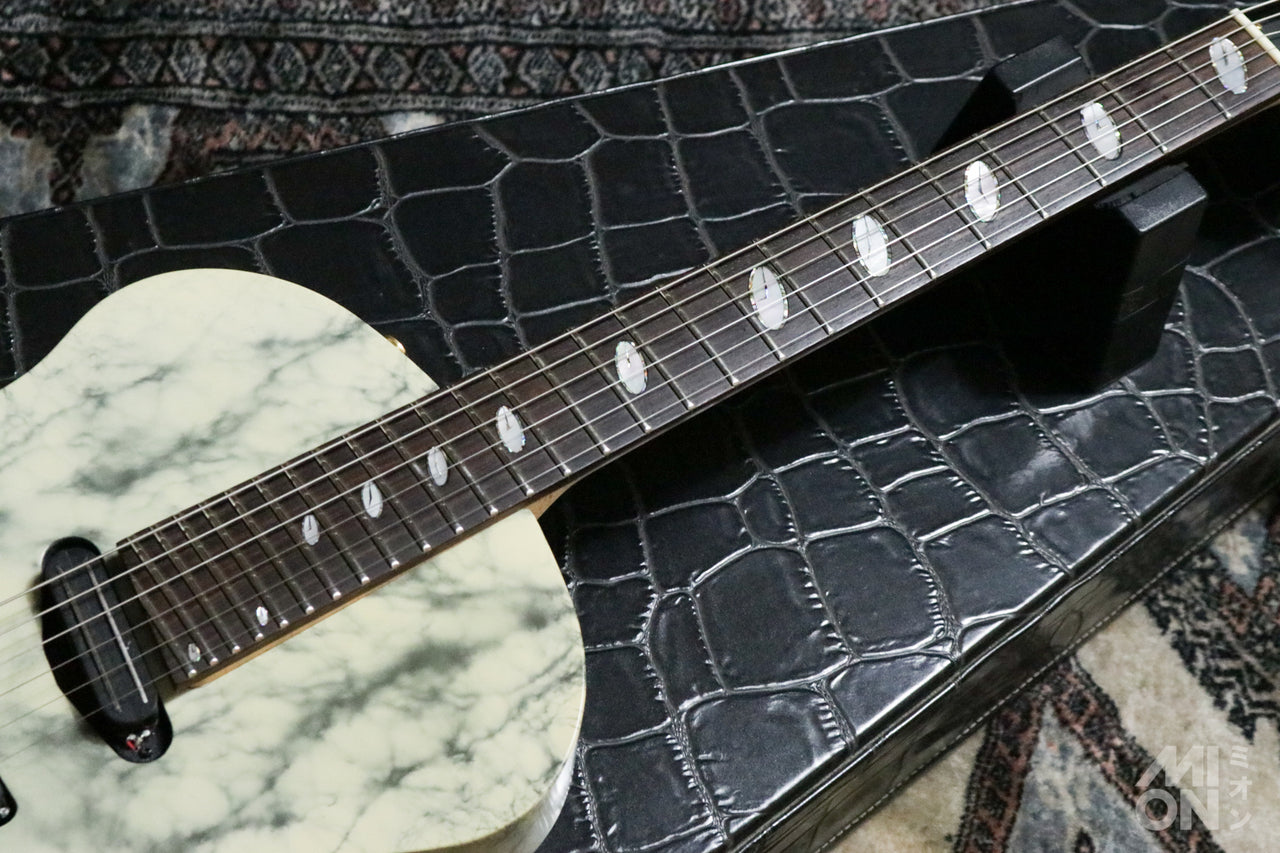Caparison Marcury (Gackt Signature Model)