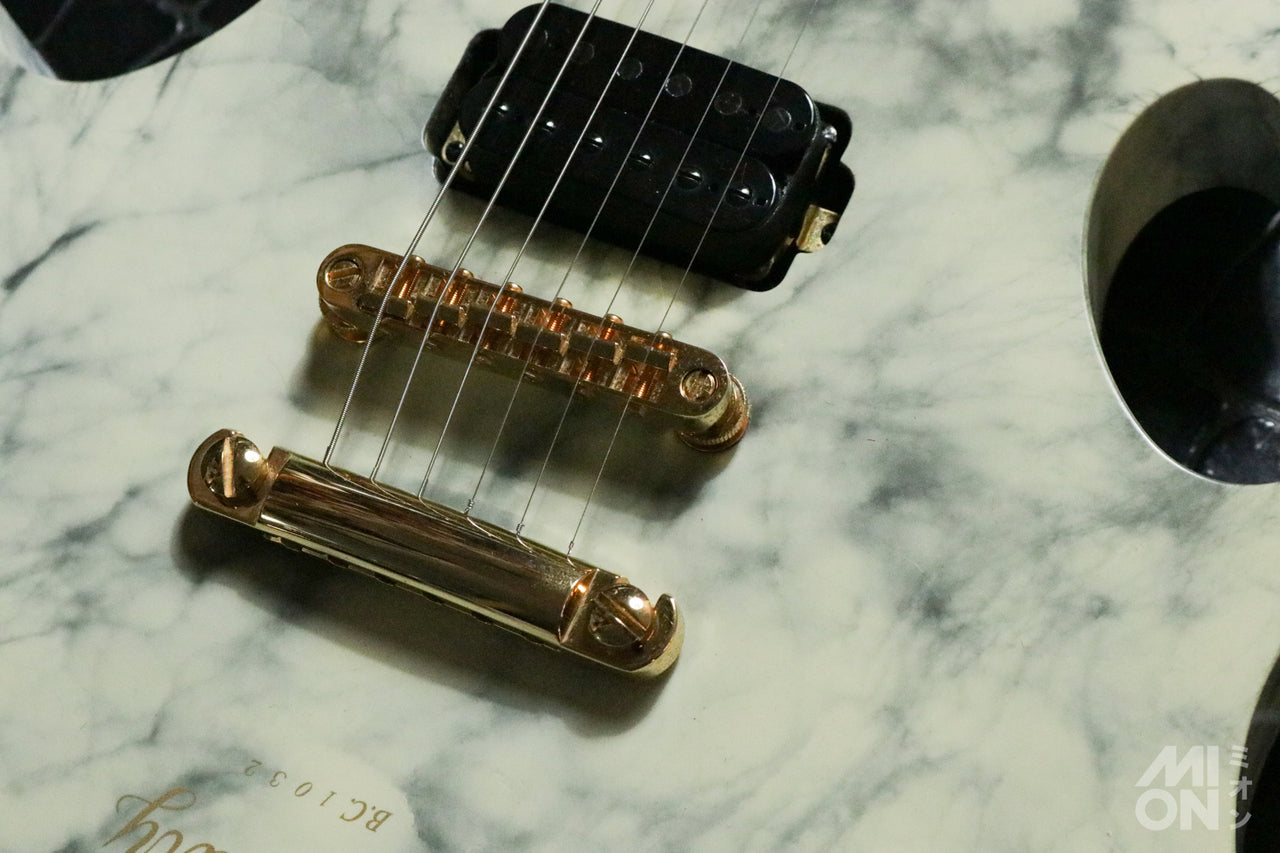 Caparison Marcury (Gackt Signature Model)