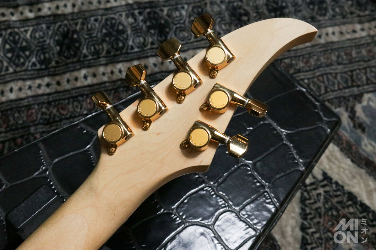 Caparison Marcury (Gackt Signature Model)