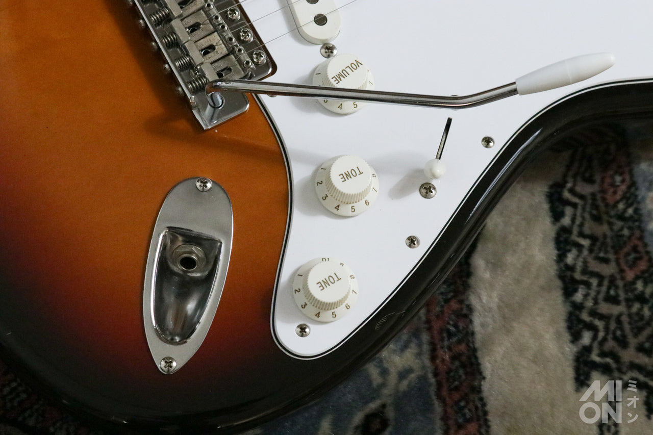 Fender Japan ST-62 Sunburst #P027036