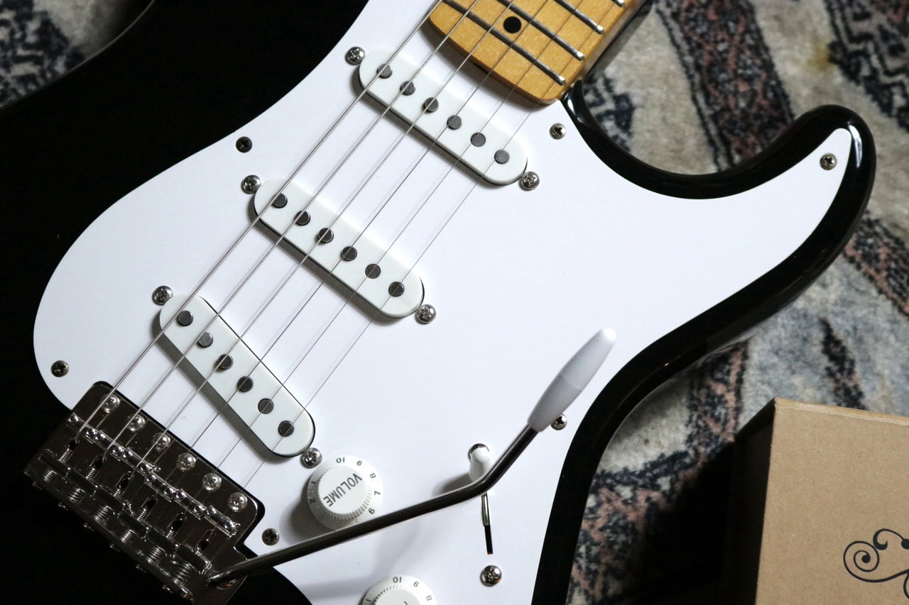 Fender Japan Stratocaster Black w/ Monty's Guitars '54 Stratocaster Pickups Set