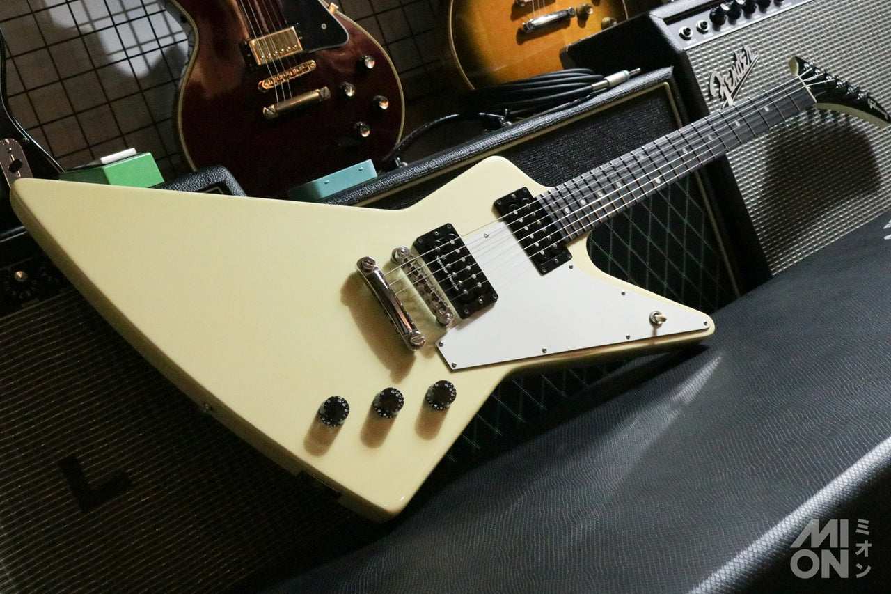 Gibson Explorer Classic White 2008 w/ Seymour Duncan Pickups