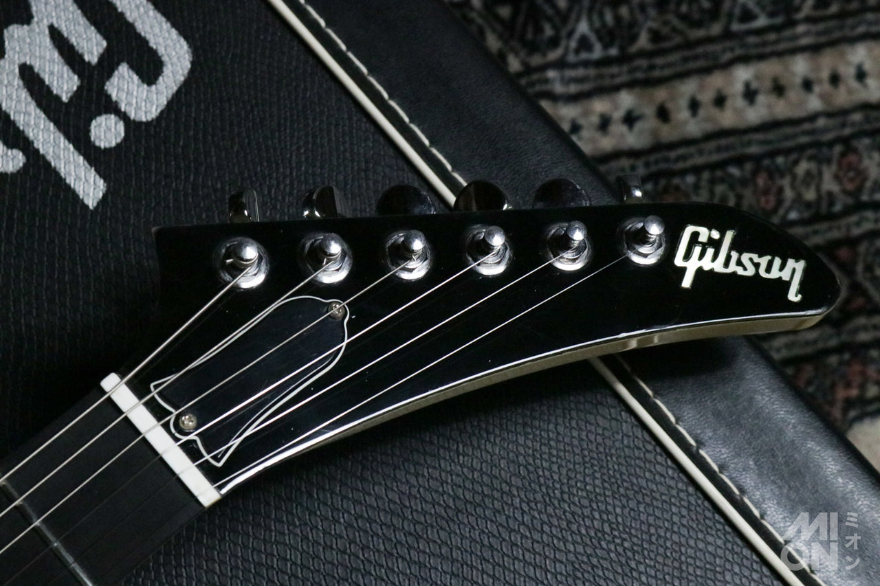 Gibson Explorer Classic White 2008 w/ Seymour Duncan Pickups