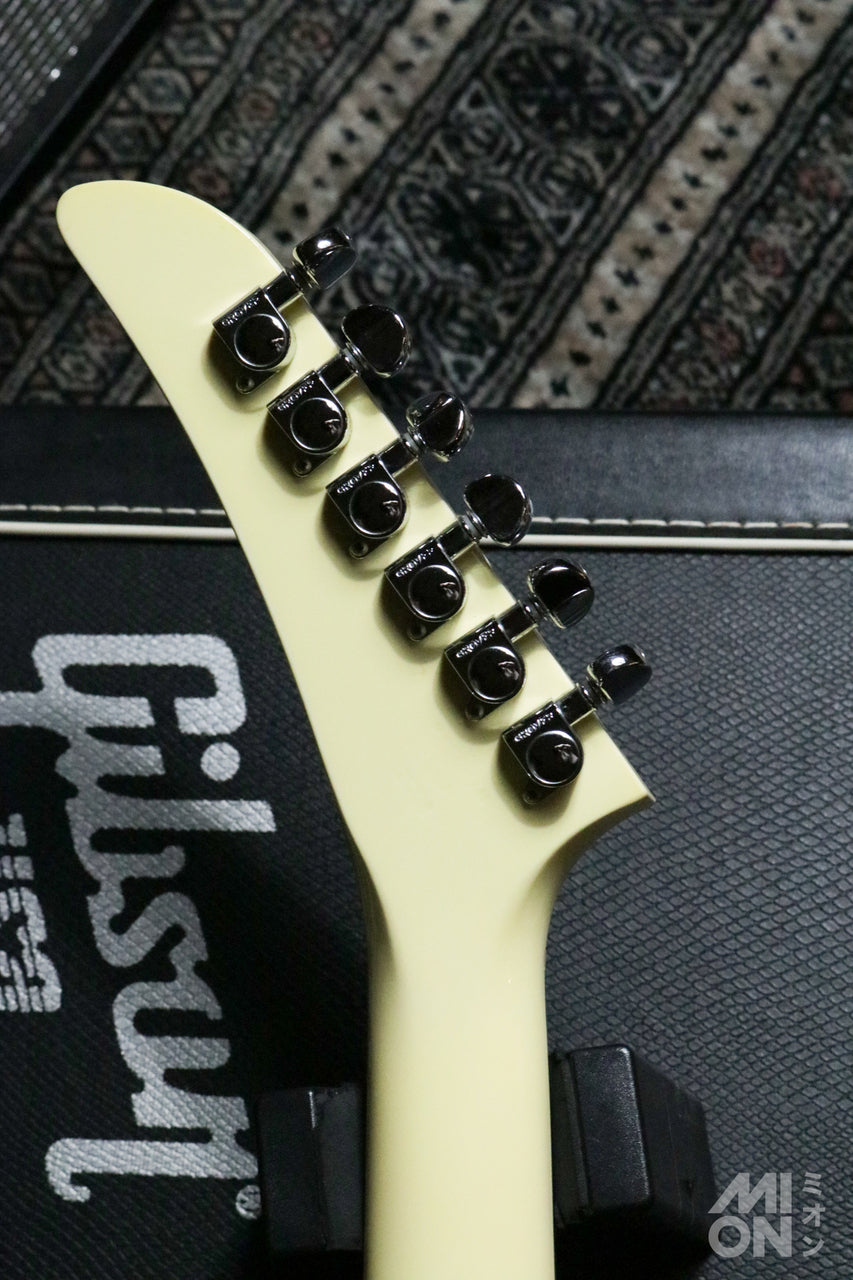 Gibson Explorer Classic White 2008 w/ Seymour Duncan Pickups