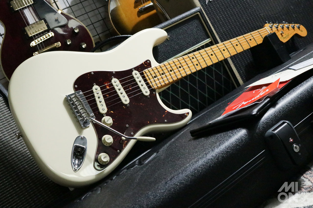 Fender American Professional II Stratocaster Olympic White 2020