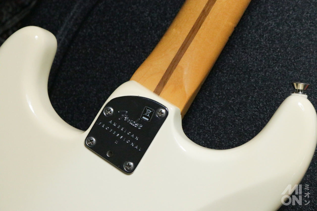 Fender American Professional II Stratocaster Olympic White 2020