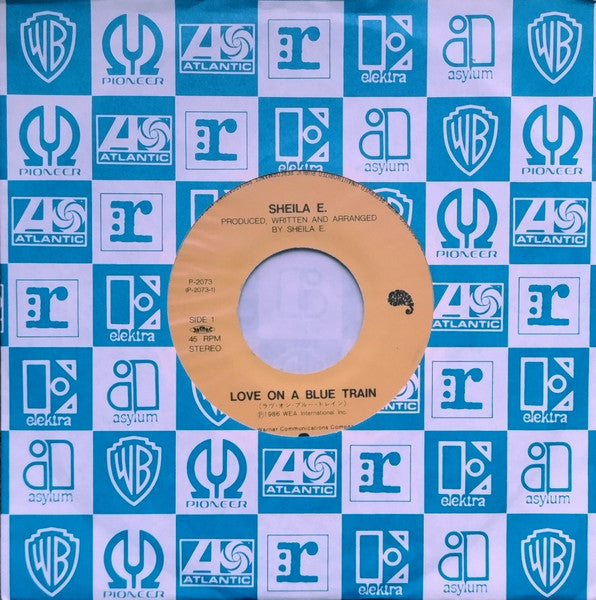 ラヴ・オン・ブルー・トレイン = Love On A Blue Train