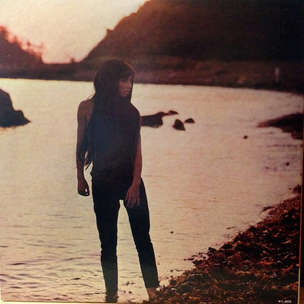 真夜中詩集 -ろうそくの消えるまで- = Poems In The Midnight: Till The Candle Goes Out