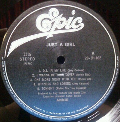 Just A Girl = ジャスト・ア・ガール