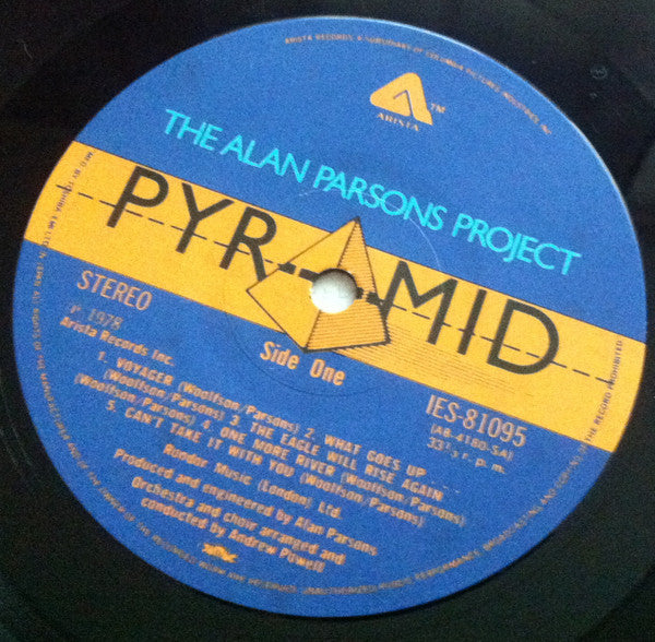 Pyramid = ピラミッド