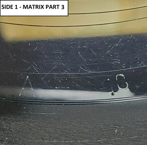 In The Court Of The Crimson King (An Observation By King Crimson) = クリムゾン・キングの宮殿