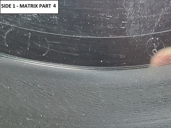 In The Court Of The Crimson King (An Observation By King Crimson) = クリムゾン・キングの宮殿