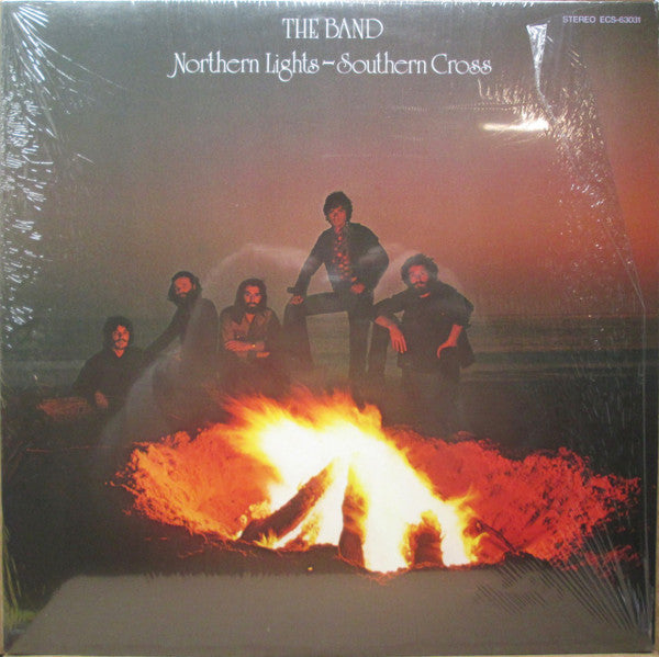 Northern Lights-Southern Cross = 南十字星