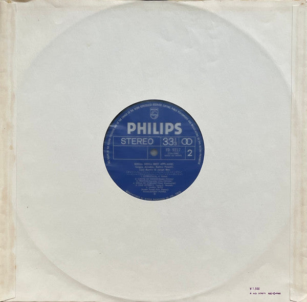 Bossa Nova Best Applause