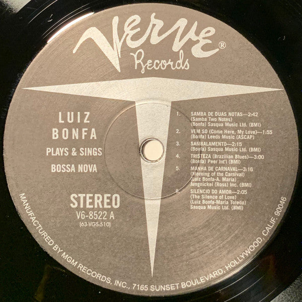 Plays And Sings Bossa Nova