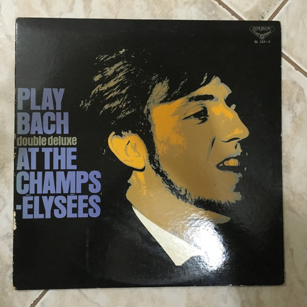 Play Bach Aux Champs-Élysées