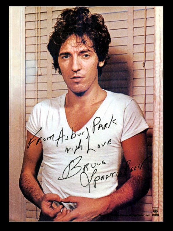 Darkness On The Edge Of Town = 闇に吠える街