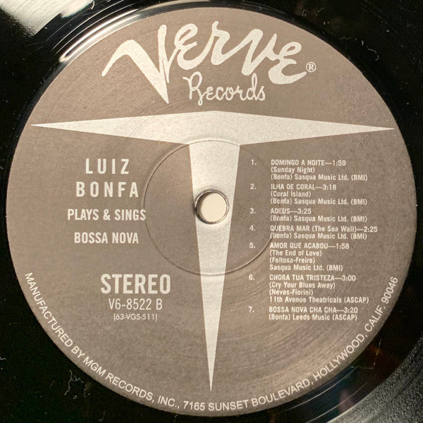 Plays And Sings Bossa Nova