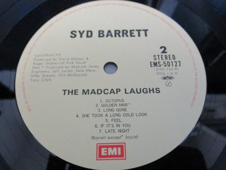 The Madcap Laughs = 帽子が笑う・・・不気味に