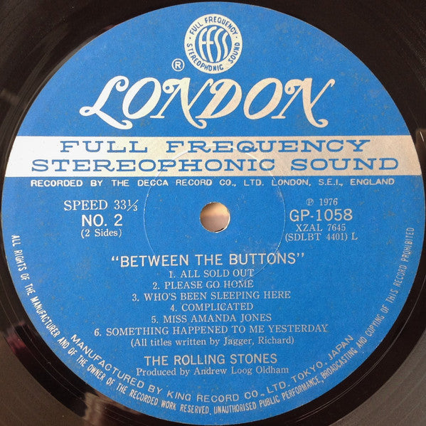 Between The Buttons = ビトゥイーン・ザ・バトンズ