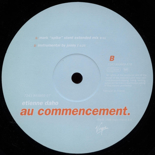 Au Commencement