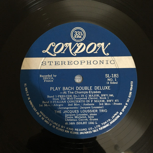 Play Bach Aux Champs-Élysées