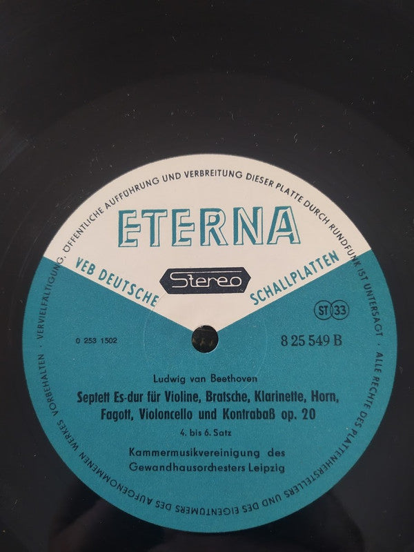 Septett Für Violine, Bratsche, Klarinette, Horn, Fagott, Violincello Und Kontrabass Es-dur Op. 20