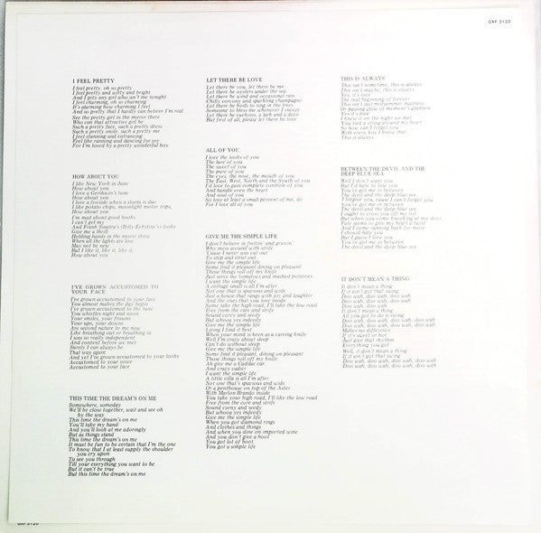 Sings A Song With Mulligan!