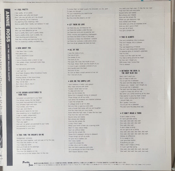 Sings A Song With Mulligan!