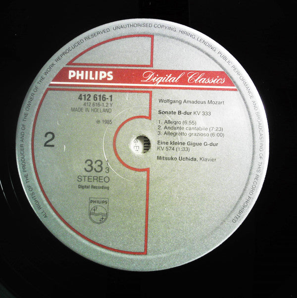2 Piano Sonatas: KV 330 & 333 • Adagio KV 540 • Gigue KV 574