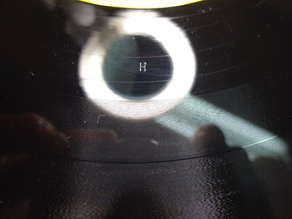 Hawaiian Slack Key Guitar In The Real Old Style