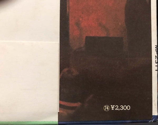 Moving Waves = ムーヴィング・ウェイヴズ