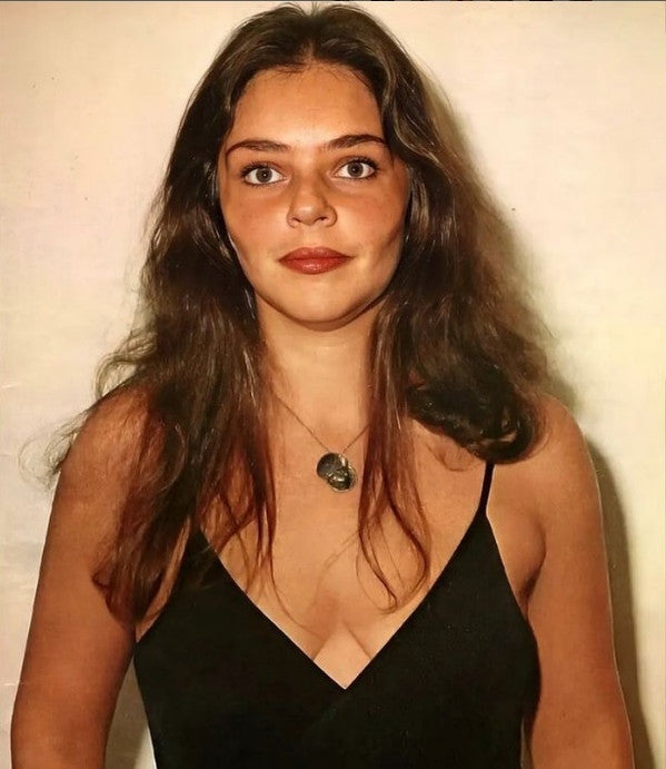 Angela Ro Ro