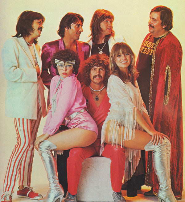 Neoton Família